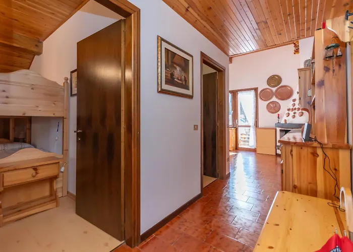 Le Ginestre Apartment *