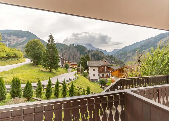 Le Ginestre Apartment *