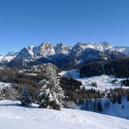 Le Ginestre Lejlighed Alleghe